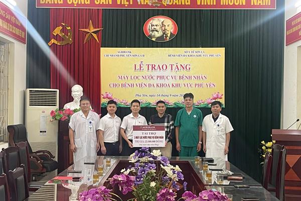 AGRIBANK CHI NHÁNH PHÙ YÊN SƠN LA II TRAO TẶNG MÁY LỌC NƯỚC PHỤC VỤ NGƯỜI BỆNH TẠI BỆNH VIỆN ĐA KHOA KHU VỰC PHÙ YÊN